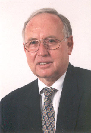 März 2008 unser Ehrenmitglied Herrn Heinrich Bach zum Ehrenvorsitzenden mit ...